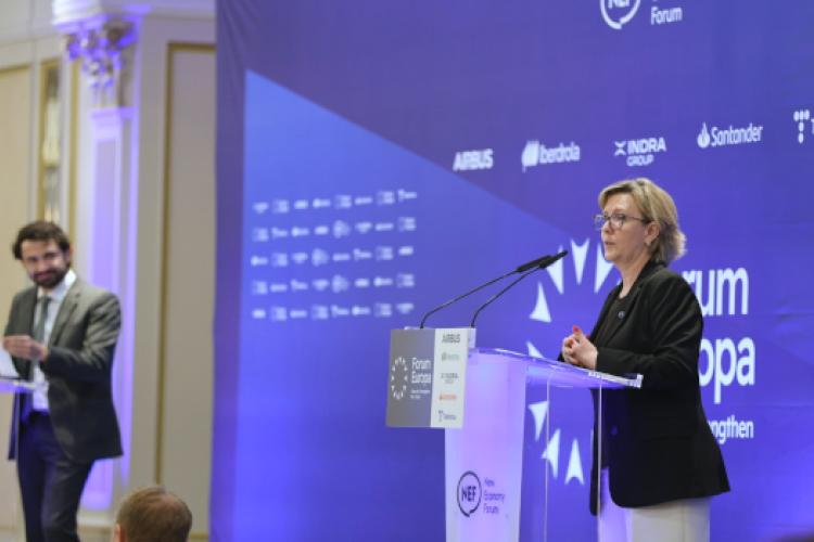 Ms. Maria Luís Albuquerque