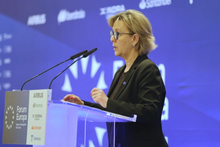 Ms. Maria Luís Albuquerque